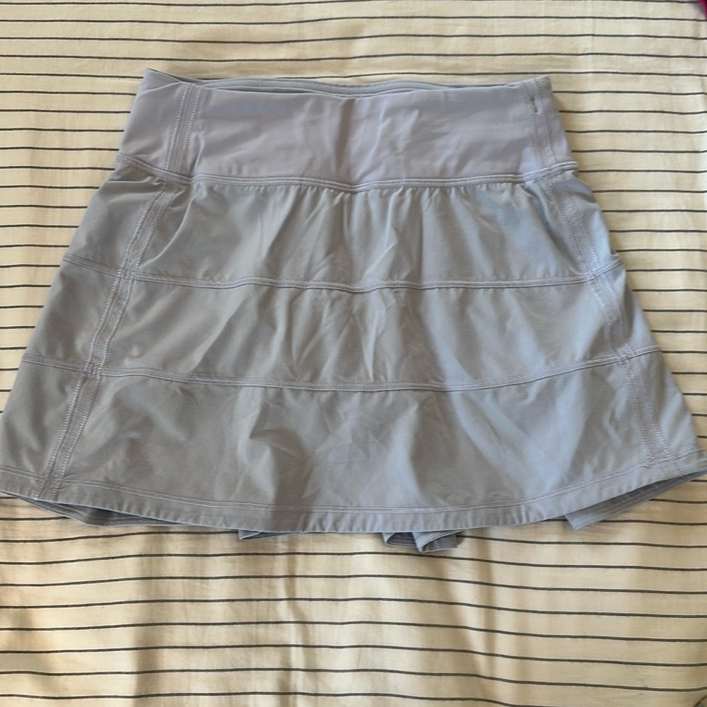 Lululemon pace rival mid-rise skirt, size 0, lilac smoke (light purple/lavender)